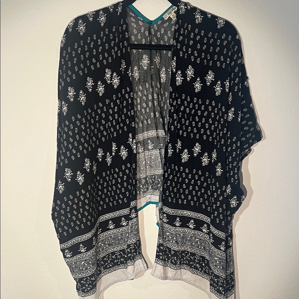 Lily White Black and White Patterned Poncho